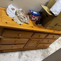 Queen Size Bedroom Set 