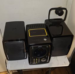 Philips Micro Hi-Fi System #MC-320/37 Radio, Cassette and CD Player