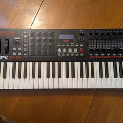 Akai MPK249 Midi