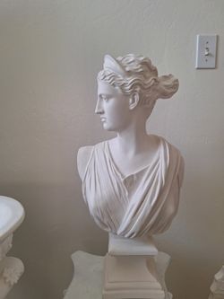 DIANA SCULPTURE 