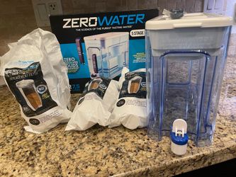 ZeroWater -  32 cup 5 Stage Advanced Filtration Water Dispenser (Plus 4 Filters)