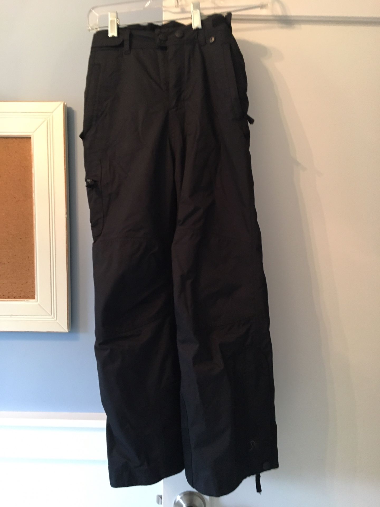 Size 8 REI black ski pants - kids