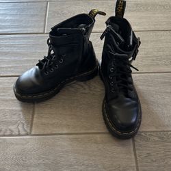 Mr. Martens Women Boots