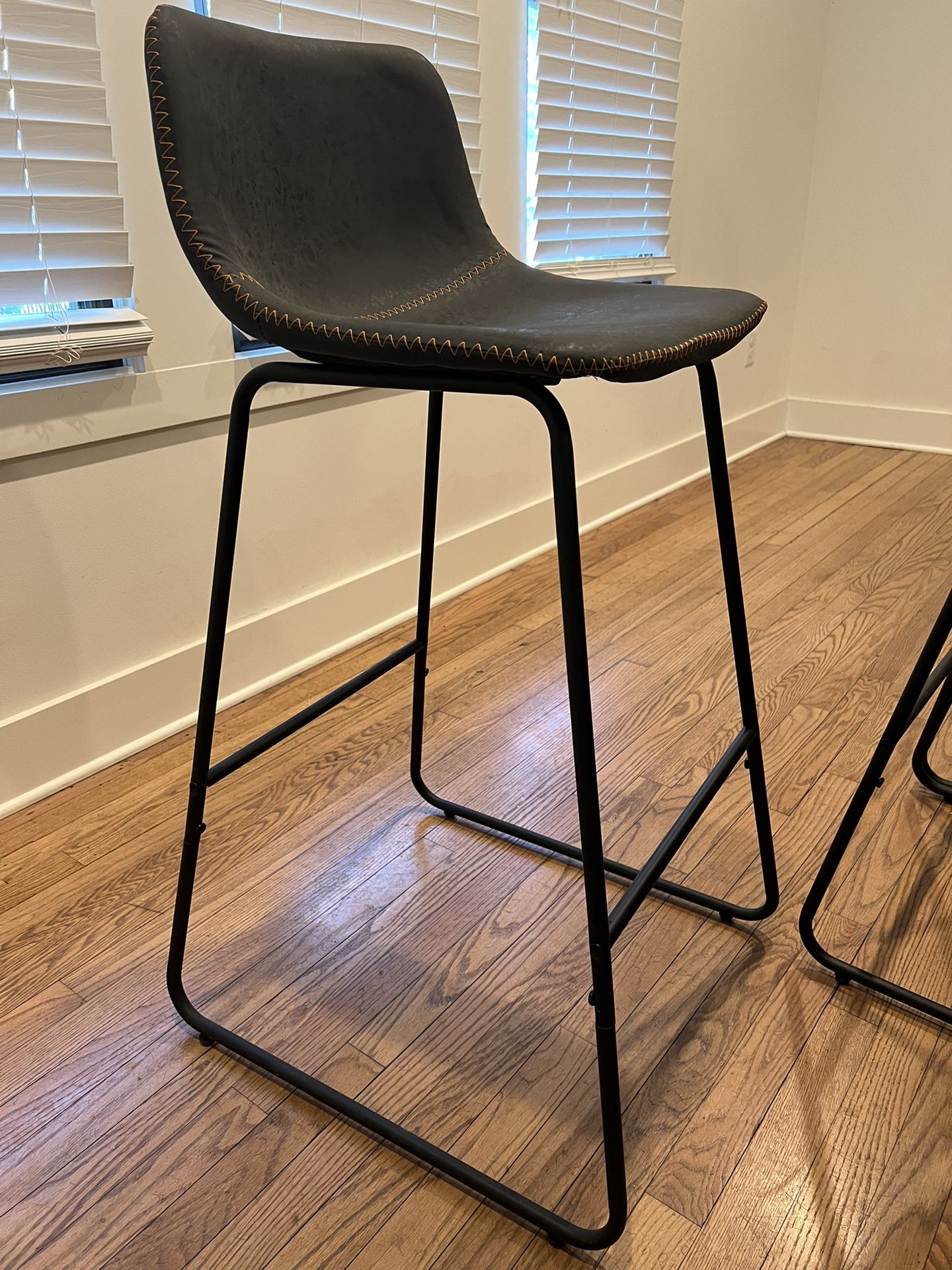 Set of 4 30” height bar stools 