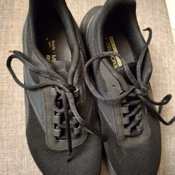 Reebok Black Tennie Shoes 