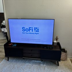 Tv With Entertainment Stand 