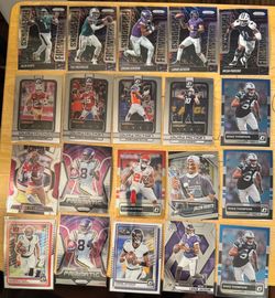 Lot of 20 football cards