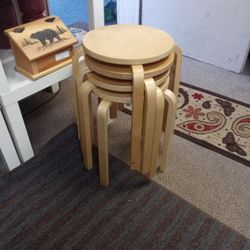 Awesome New Stackable Chairs 2 For 35