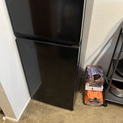 Mini Fridge (barely used)