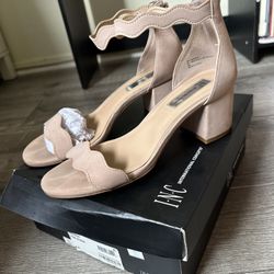 Women’s Low Heel