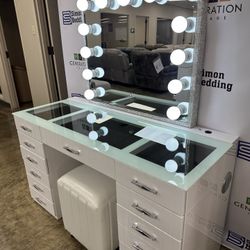 New Vanity With Stool And Free Delivery 