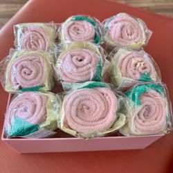 Valentine’s Day Towel Flower Gift Box – Set of 9 (Brand New)