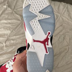 Jordan retro hot sale 6 size 6.5