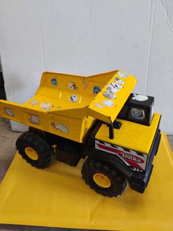 Tonka Mighty Dump Truck 354 Large Metal Classic Yellow Construct