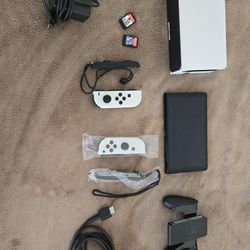 Nintendo Switch Oled Model 64GB White Bundle