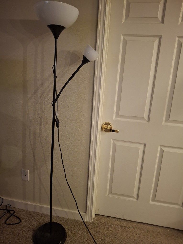 Tall Lamp With Reader Lamp (70 Inches Tall)