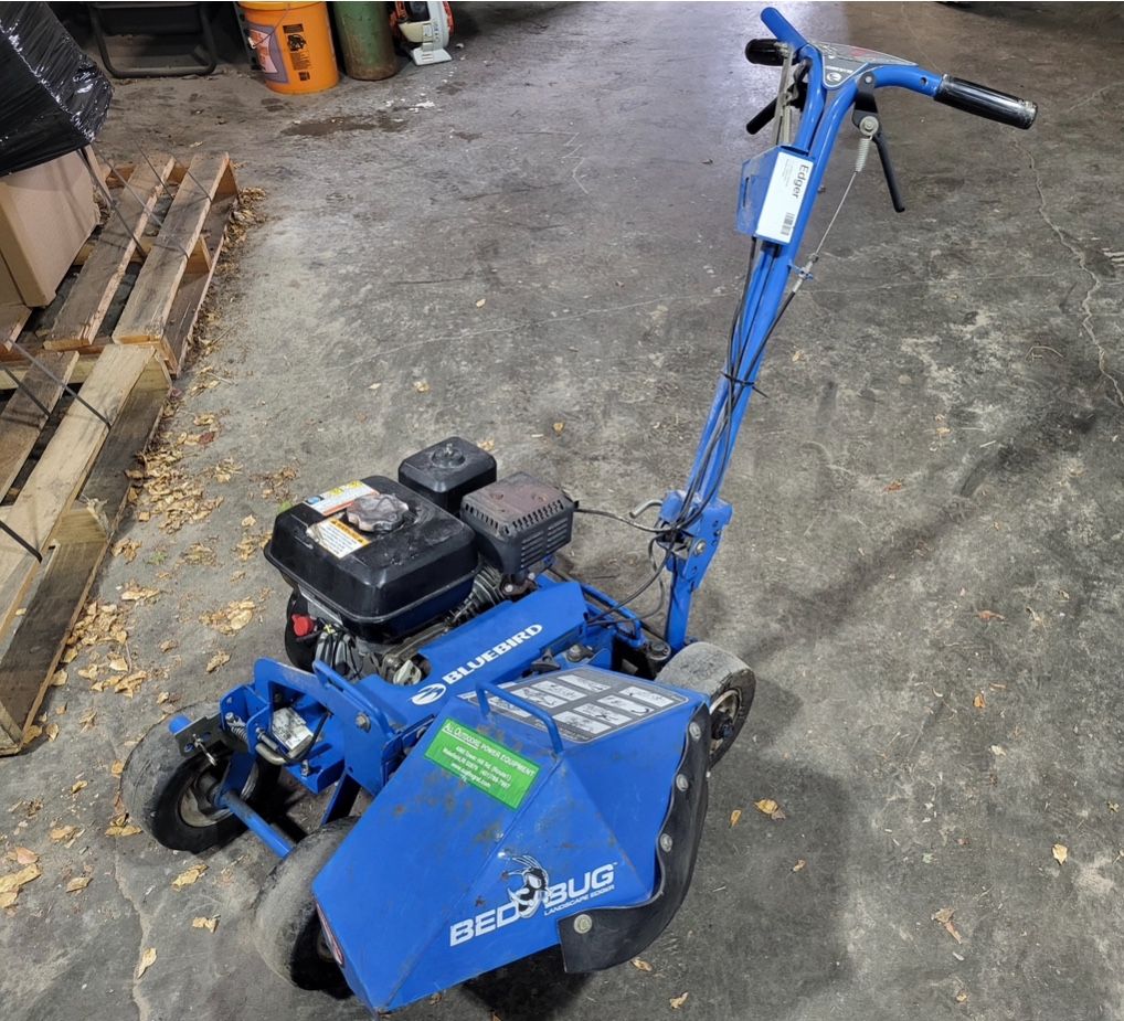 2005 Bluebird BB550A BedBug Edger – $2,500 OBO (Saunderstown)