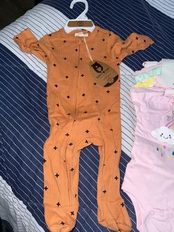 New born baby clothes