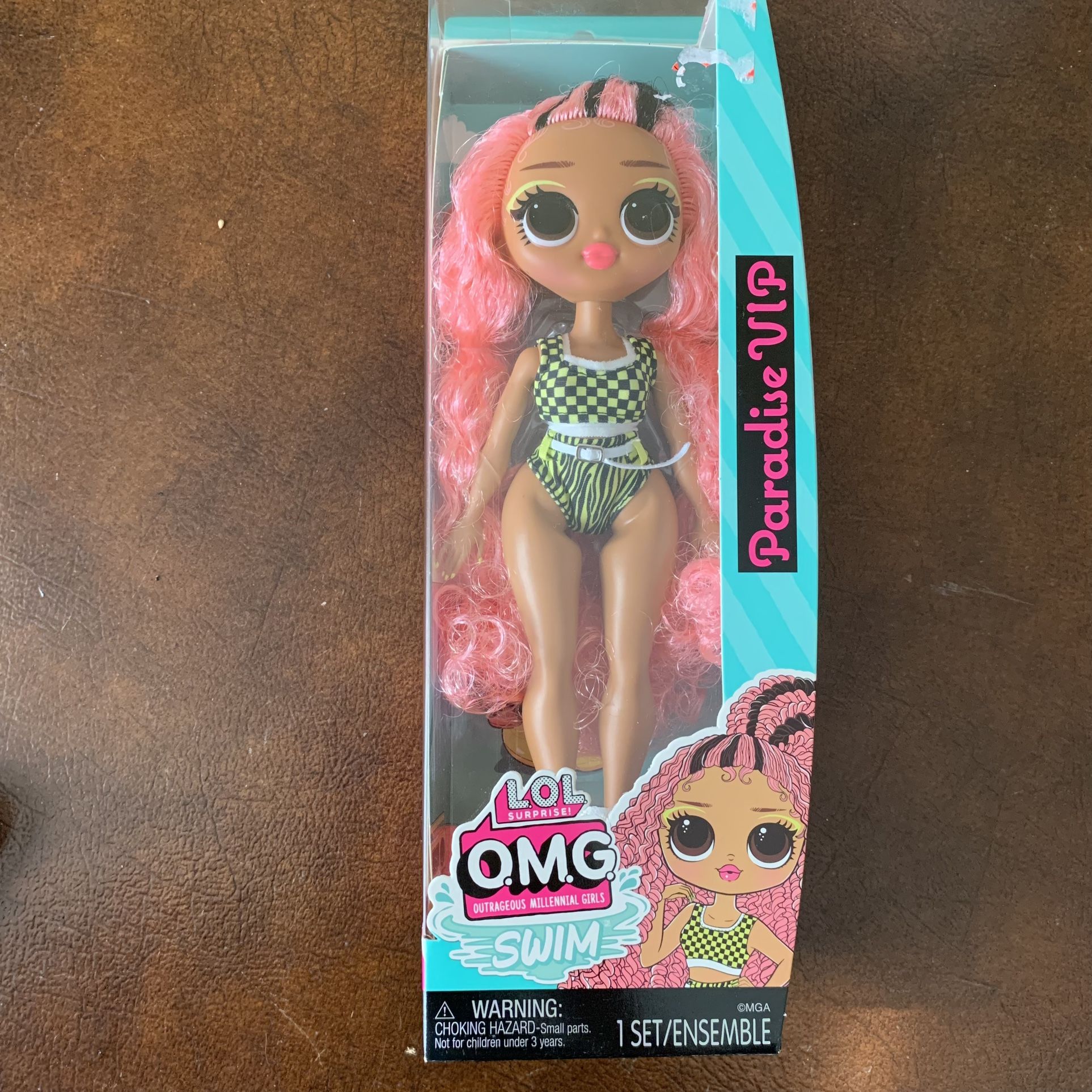 New LOL L.O.L. Surprise OMG O.M.G. Swim Paradise VIP Doll  1 Set