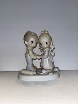 Precious Moments Couple