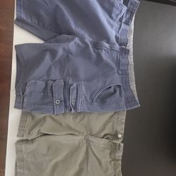 2 Nice Pairs Of Mens Shorts. Size 40