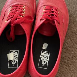Triple red cheap vans