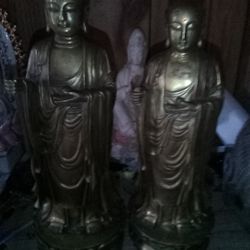 Two Match Buddhist Monk