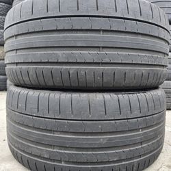 (2) 265 35 21 Pirelli Tires 