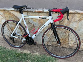 Genesis Saber Road Bike