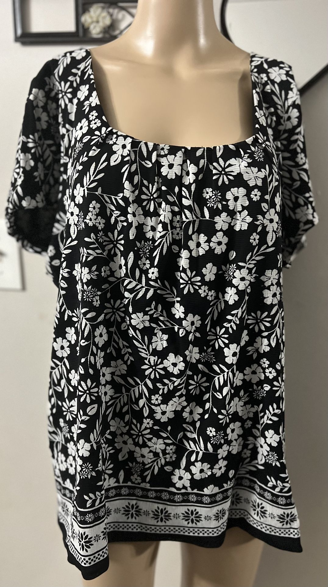 Womens plus Size Croft&Barrow Tunic (2x)