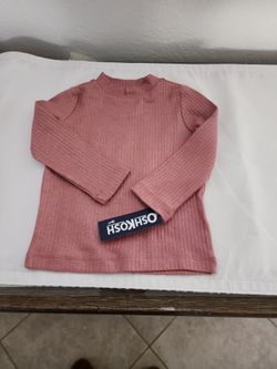 New baby girl long sleeve shirt size (18m)