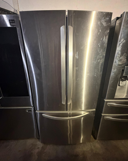 LG French Door Fridge – Stainless, Bottom Freezer, clean interior