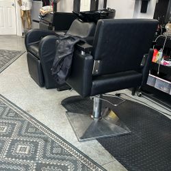 Shampoo Bowl  And Styling Chairs 