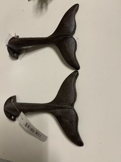Knobs Whale Tail New