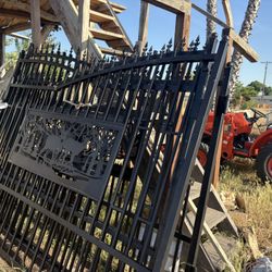 Set Of Doors Blk Open Gate 