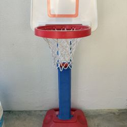 Little Yikes Basketball Hoop