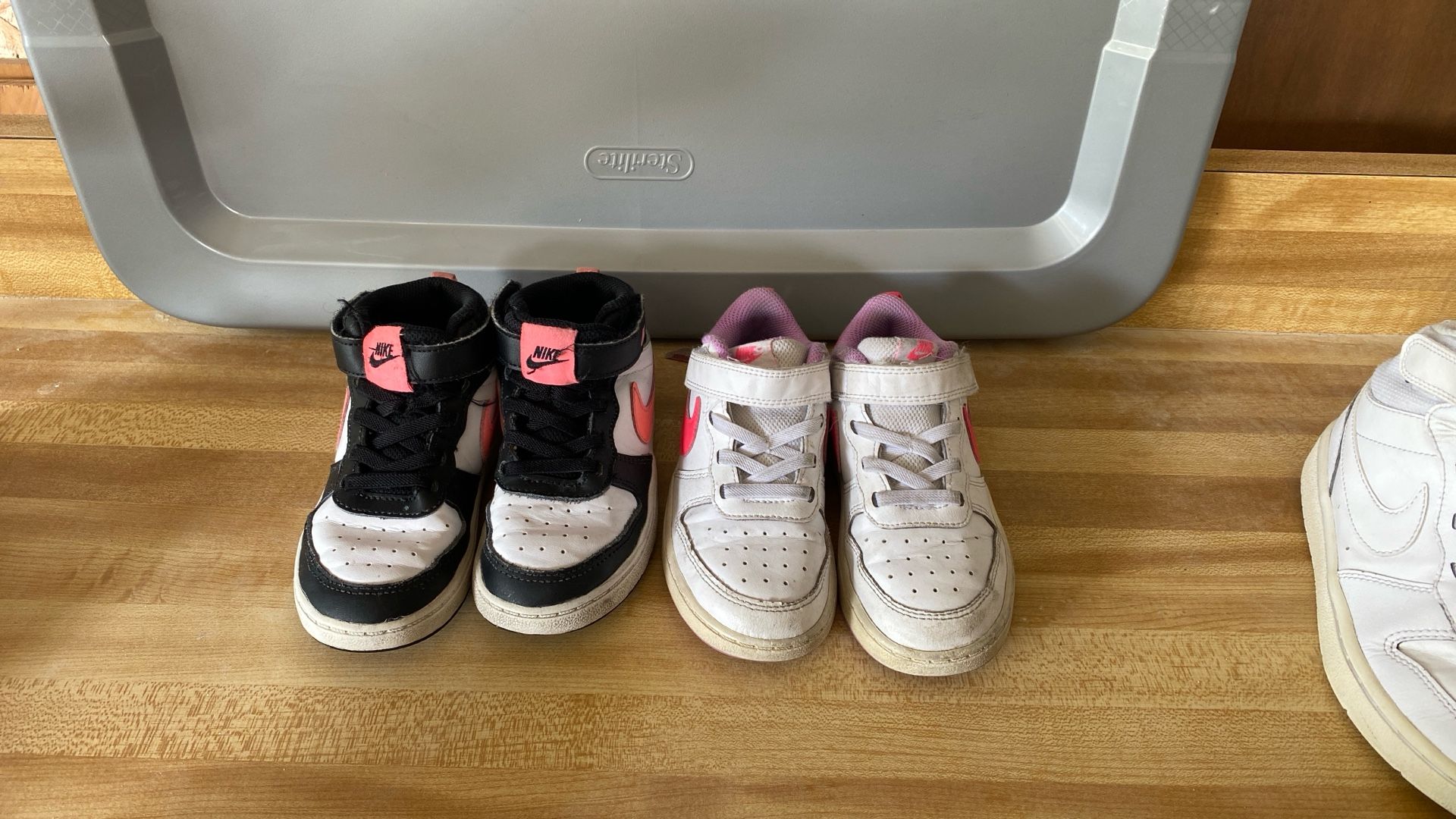 nike toddler girl shoes 10c