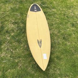 6’ 5” Robert’s Surfboard