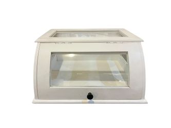 Countertop bread box