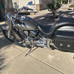2002 Yamaha V Star 1100 Classic