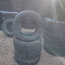 225/65R17 Yokohama Geolander 