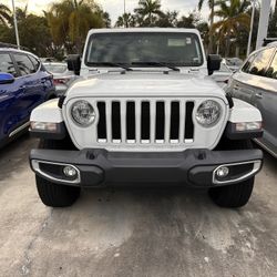 2021 Jeep Wrangler Unlimited Sahara 