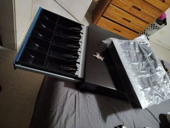 Cash drawer