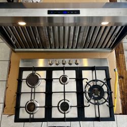 🔥 COSMO 30” Gas Cooktop + 30” Range Hood Set – $500 (OBO) 🔥