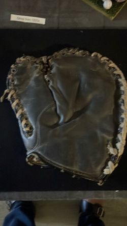 Vintage Catchers Mitt.