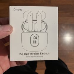 TRUE WIRELESS HEADPHONES 