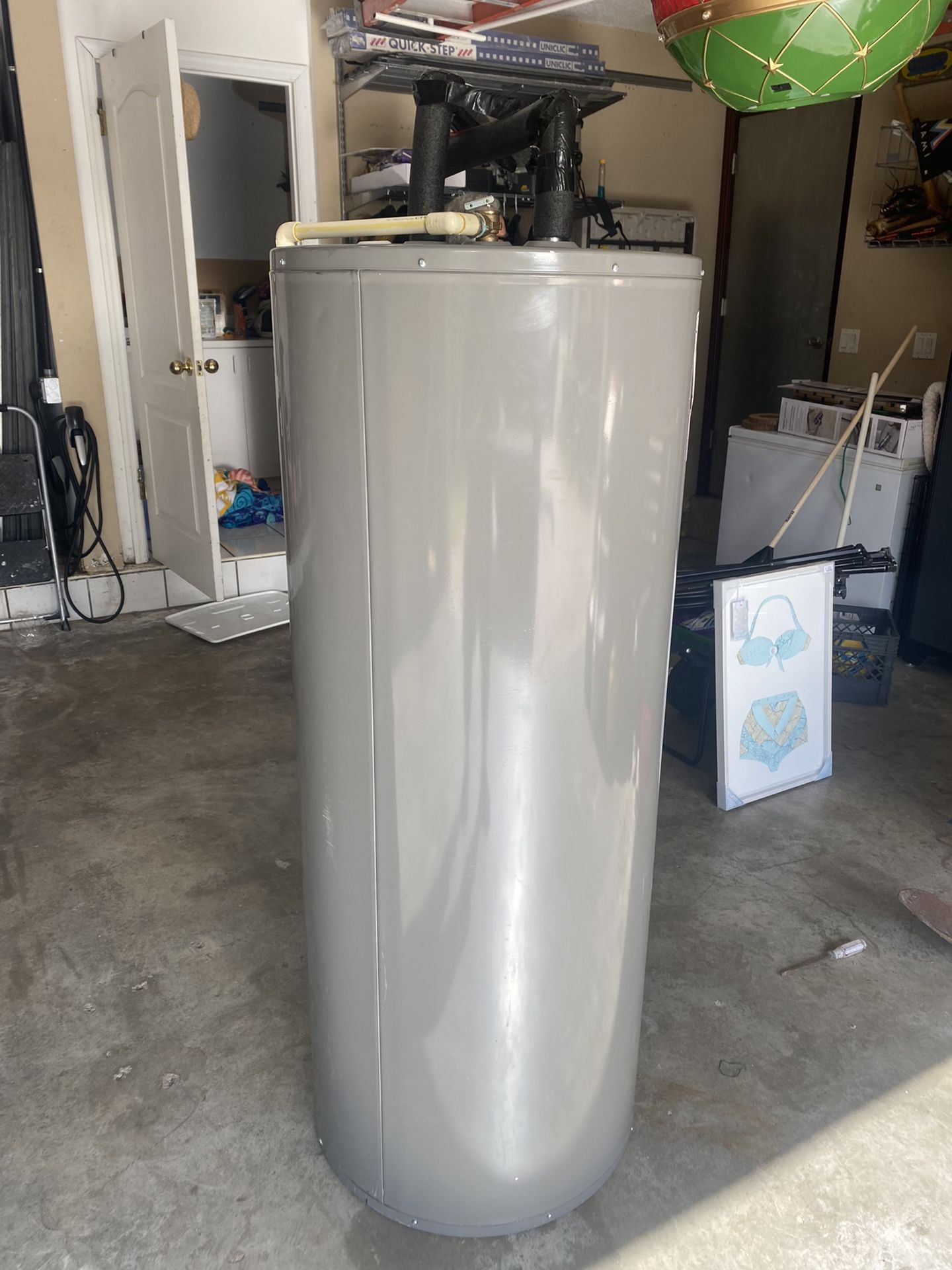 80-Gallon Rheem Water Heater Tank Professional Classic PROE80 2 RH93 for  Sale in Miami, FL - OfferUp