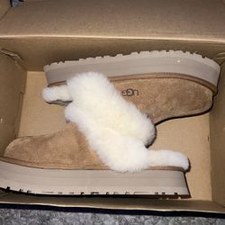 Ugg Slippers 