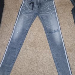 ** AMIRI JEANS ** SIZE 30