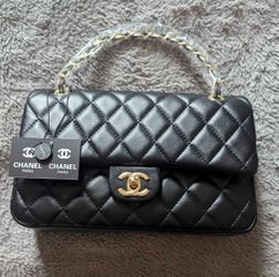 Chanel Quilted Caviar Hand bag